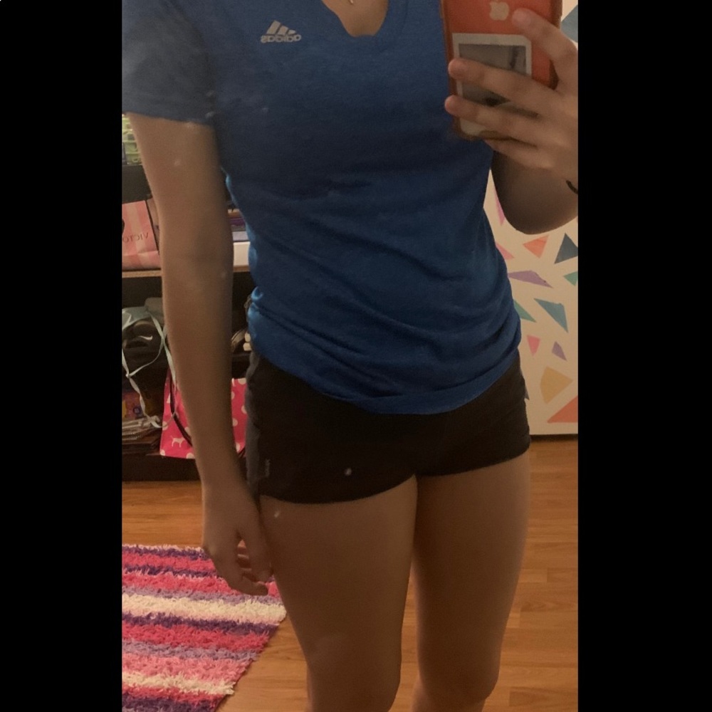 Adidas tee